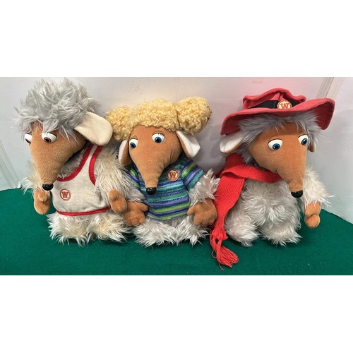 31 - THE WOMBLES X 3