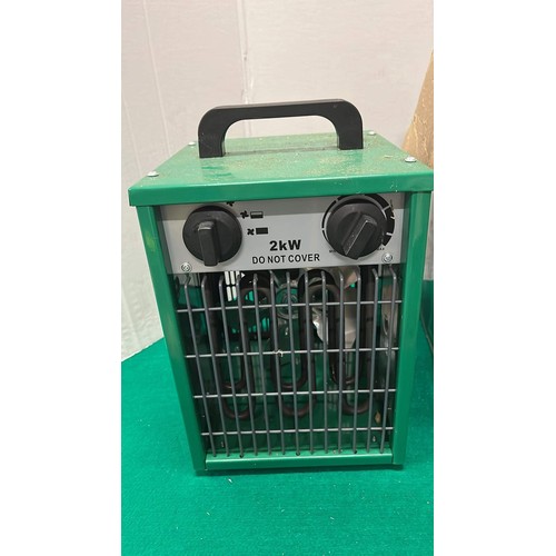 678 - ELECTRIC GREEN HOUSE HEATER 2KW