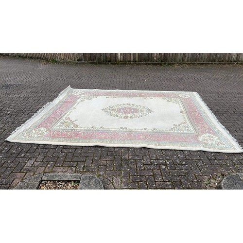 683 - THICK PILE OVER RUG / SIZE 12 X 9 FT