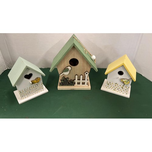 80 - BIRD BOXES