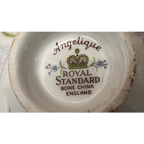 50 - Angelique Royal Standard tea set