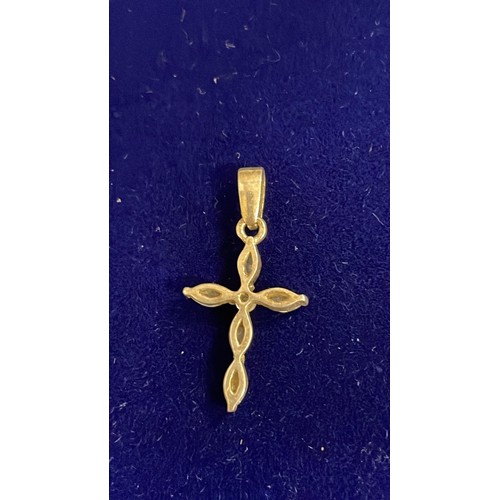 42 - SILVER CROSS PENDANT