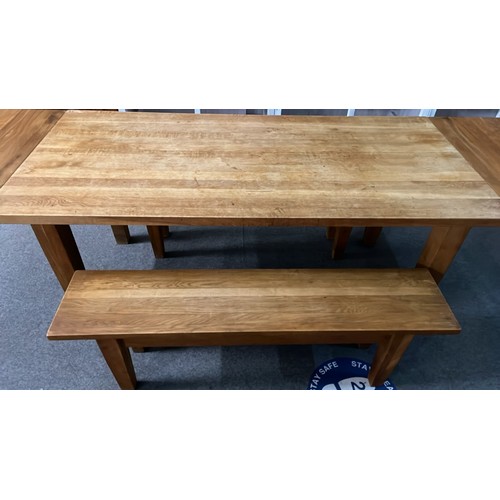 278 - LARGE SOLID OAK CONTEMPORARY DINNING TABLE AND BENCH SET WITH LEAFS SEE ALL PICTURES FOR SIZE