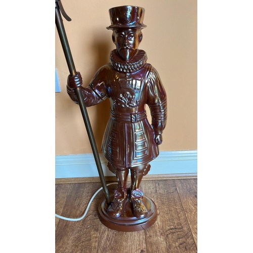 331 - LARGE TALL METAL LUSTRE FINISH BEEFEATER SIDE LAMP