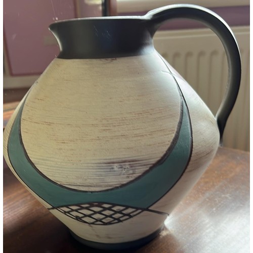 368 - RETRO JUG