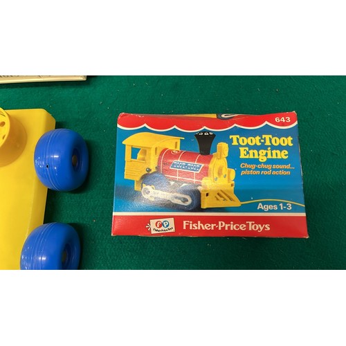 444 - FISHER PRICE TOYS