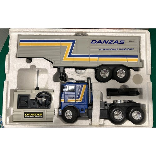 415 - 18 WHEELER KING OF THE ROAD SET REMOTE CONTROL