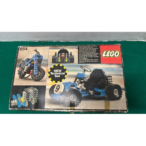 405 - LEGO 854 RACER GO KART