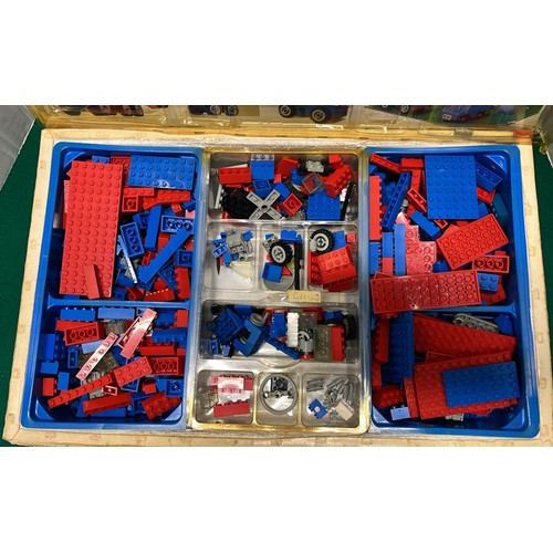 403 - LEGO 733 BOXED SET