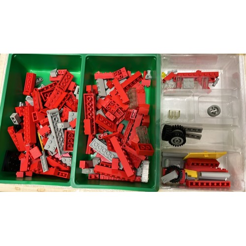 401 - LEGO 722 BOX SET