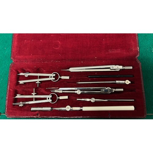 392 - CASED DRAWING SET