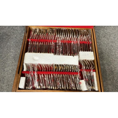 119 - LARGE BOXED CANTEEN OF CUTLERY