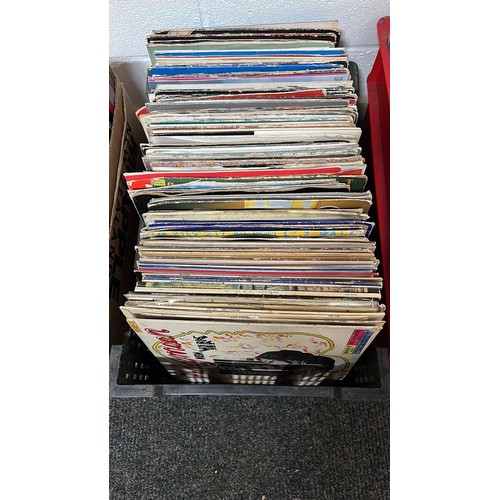 210 - QTY OF MIXED ARTIST AND MUSIC LPS