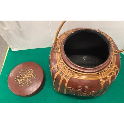 10 - VERY LARGE MOROCCAN STORAGE POT