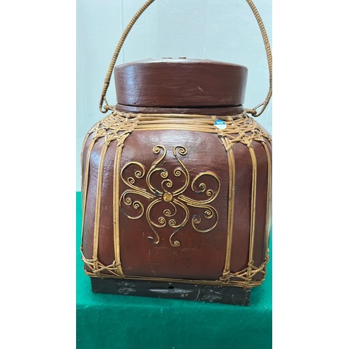 10 - VERY LARGE MOROCCAN STORAGE POT