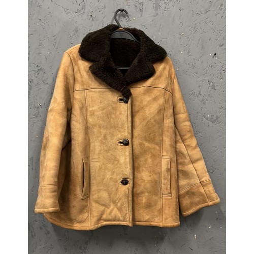 490 - LIGHT SUEDE GENTS OVER JACKET