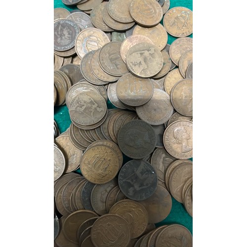 487 - QTY OF HALF PENNIES