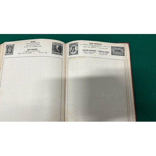 465 - STAMP BOOK AND AUTOGRAPH BOOK WITH CONTENT