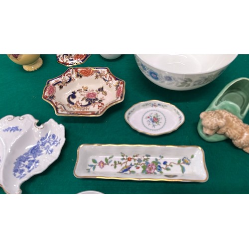 32 - AYNSLEY , MASONS AND WEDGWOOD ITEMS