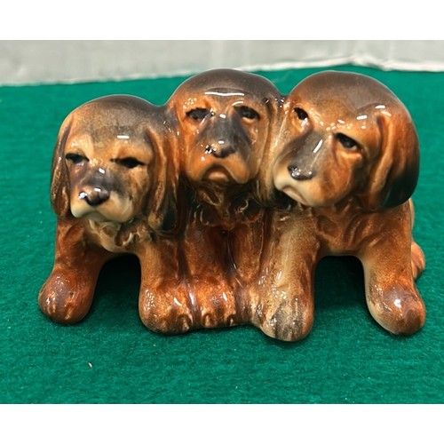 231 - BESWICK AND OTHER DOGS