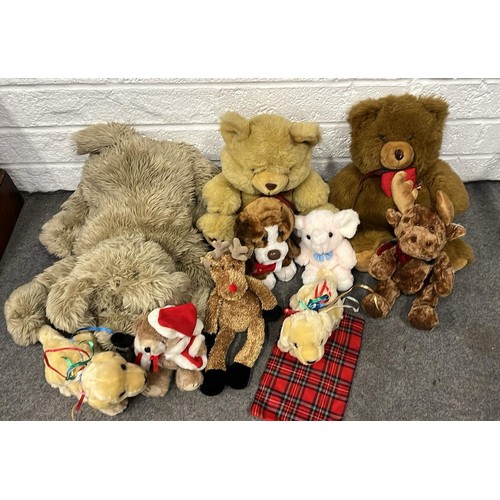 227 - TEDDIES AND MORE