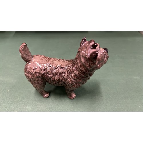 18 - WEST GERMAN DOG FIGURE