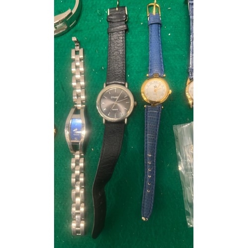 758 - SELECTION OF WATCHES