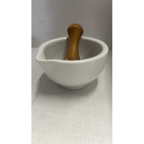 665 - TWO KITCHEN PESTLE & MORTARS