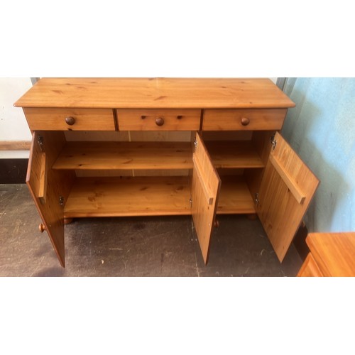 819 - PINE SIDEBOARD