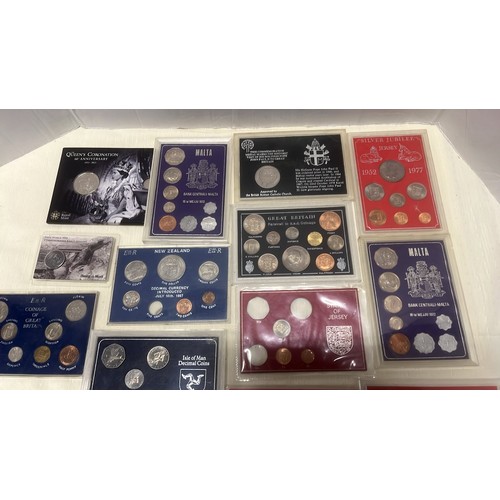 99 - PRESENTATION PACKS WITH BRITISH COINS