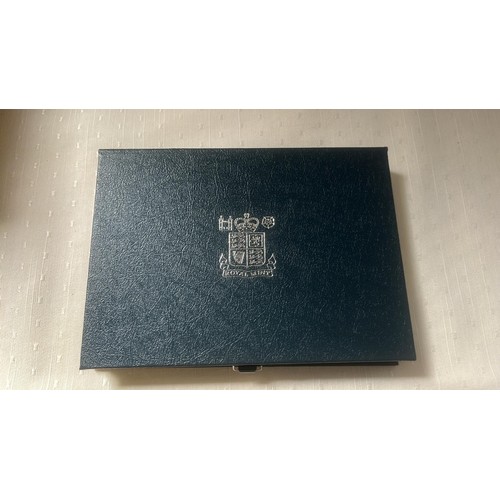 43 - 1983 UK COIN PROOF SET