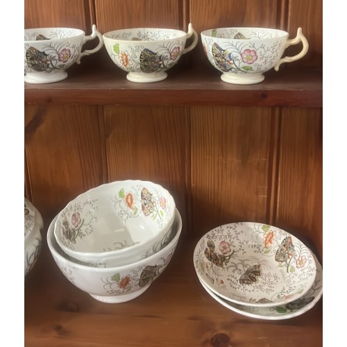 768 - MIXED TABLE WARE