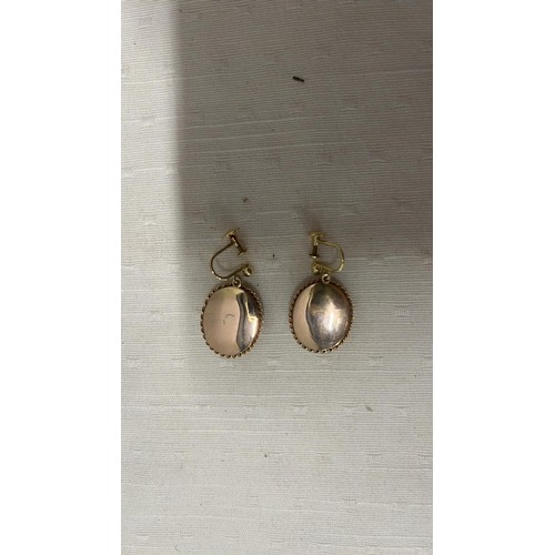 953 - 18ct GOLD EARRINGS