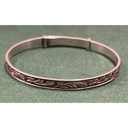 62 - SILVER ADJUSTABLE BANGLE