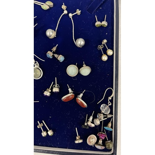 185 - SELECTION OF MIXED EARRINGS