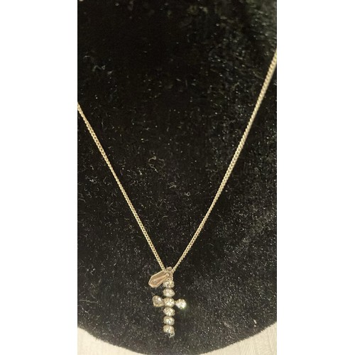 128 - SILVER CROSS AND NECKLACE