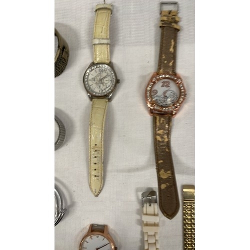 207 - ASSORTMENT OF WATCHES