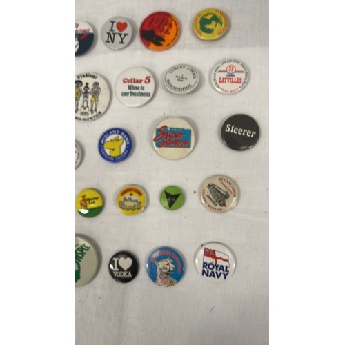 161 - SELECTION OF PIN BADGES