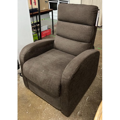 98 - BROWN FINISH RISE AND RECLINE ARM CHAIR / SEE ALL PICTURES