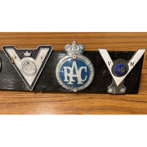 84 - MOUNTED CAR CLUB BADGES