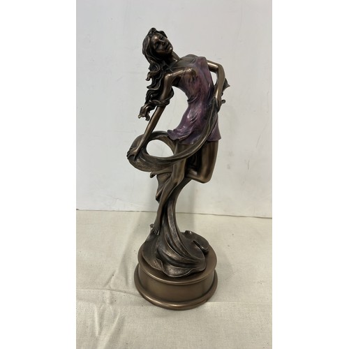 30 - FEMALE SCULPTURE