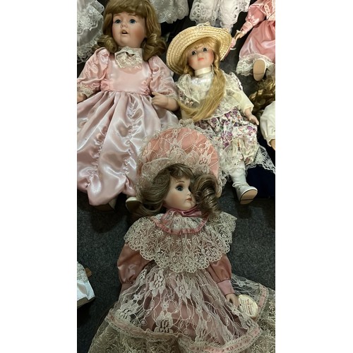 20 - COLLECTION OF PORCELAIN DOLLS