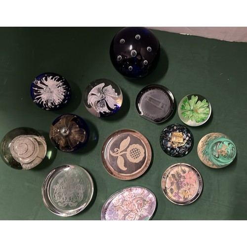 1 - COLLECTION OF PAPER WEIGHTS