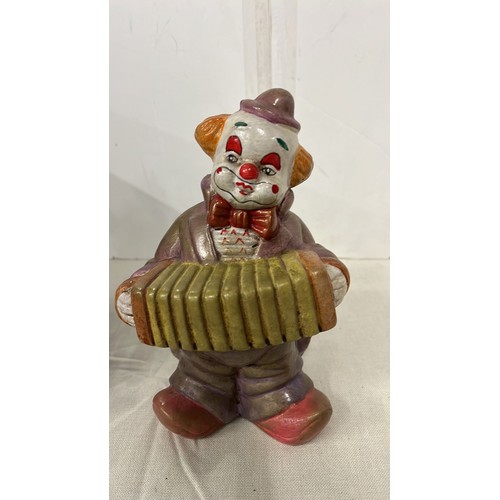 2 - SELECTION OF CLOWN FIGURES