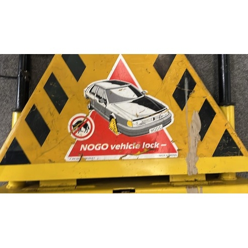 86 - NOGO CAR WHEEL CLAMP