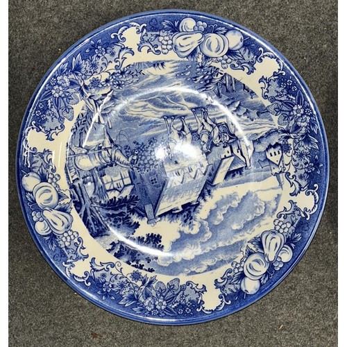 924 - LARGE BLUE AND WHITE PLATE AND ORANGE BOWL