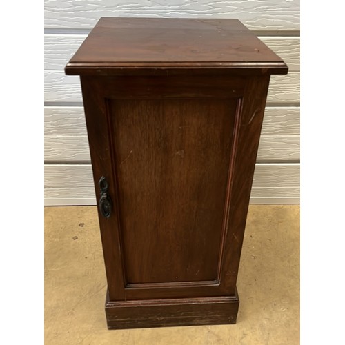 340 - MAHOGANY BEDSIDE CUPBOARD