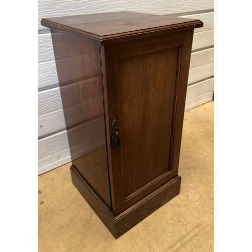 340 - MAHOGANY BEDSIDE CUPBOARD