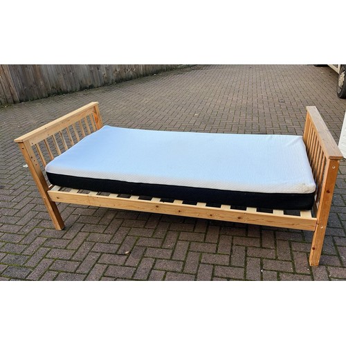 319 - SINGLE WOODEN BED FRAME WITH MATTRESS