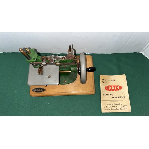 306 - VINTAGE GRAIN SEWING MACHINE